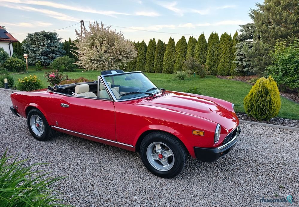 1980' Fiat 124 Spider photo #5