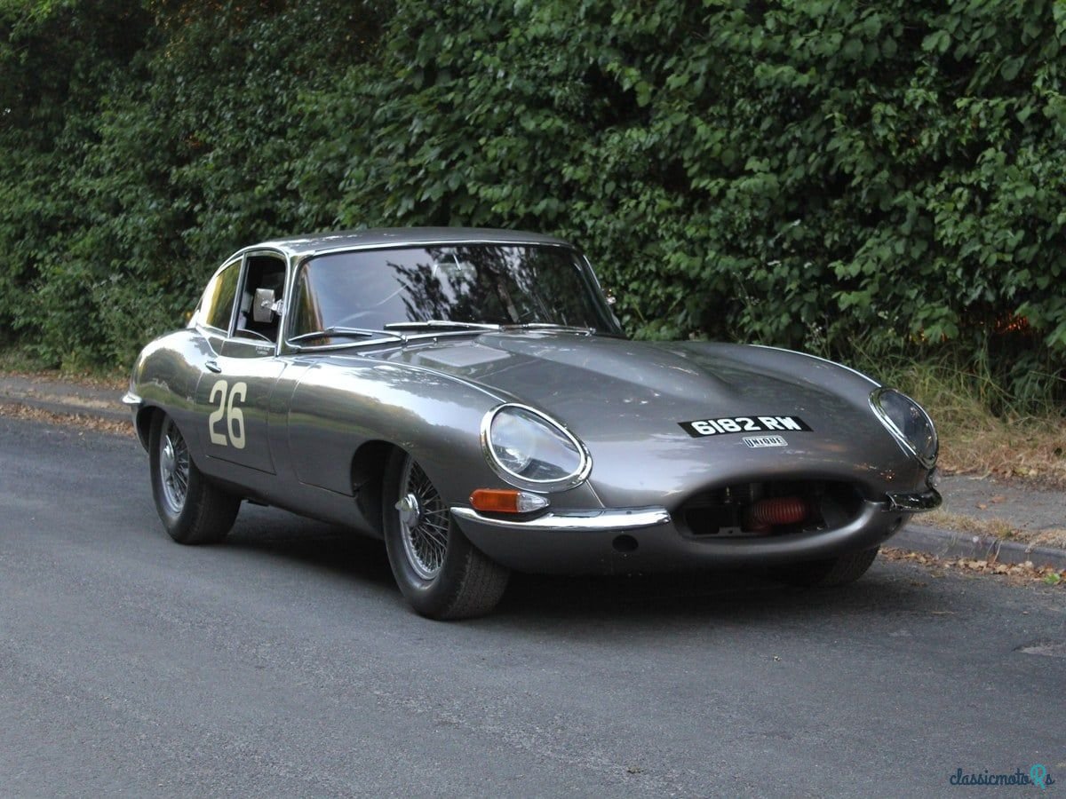 1961' Jaguar E-Type photo #2