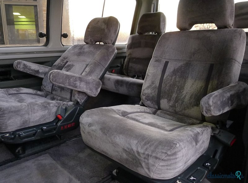 1988' Mitsubishi Delica photo #6