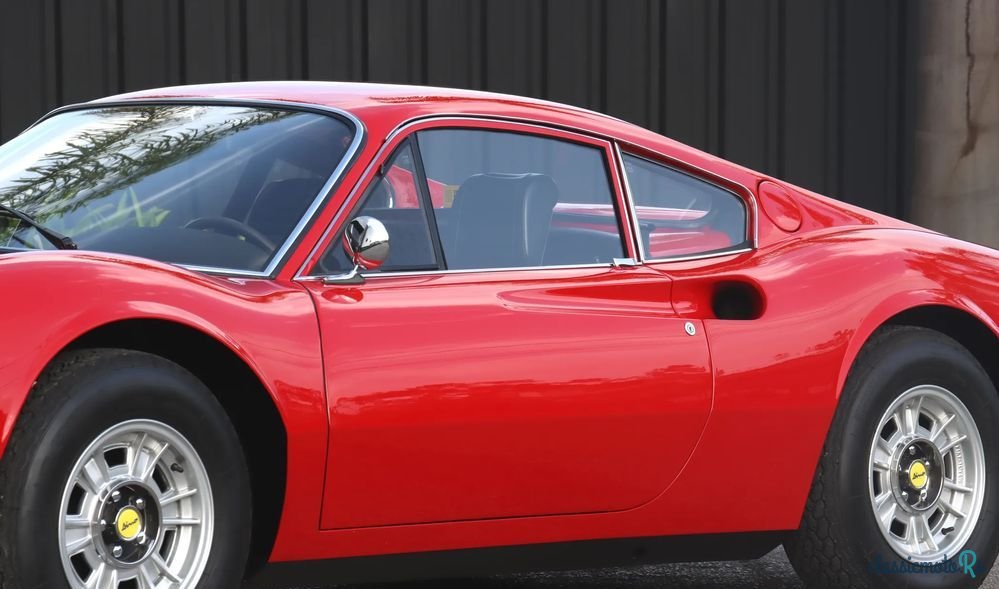 1971' Ferrari Dino photo #6