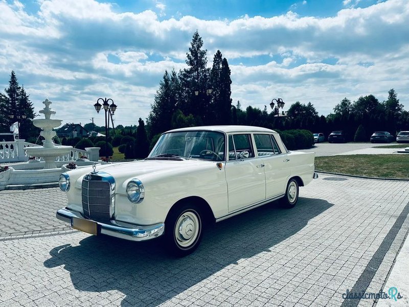 1964' Mercedes-Benz W110 photo #6