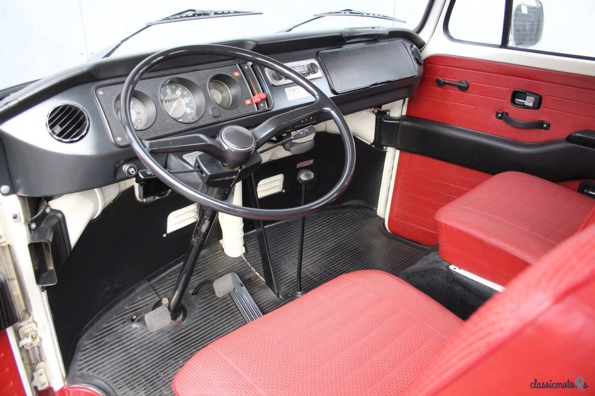 1972' Volkswagen Type 2 photo #3