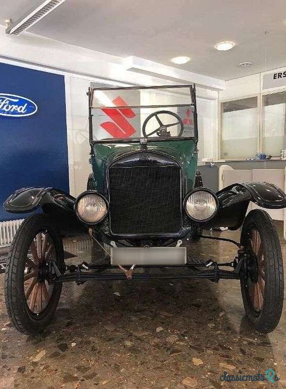 1923' Ford photo #3
