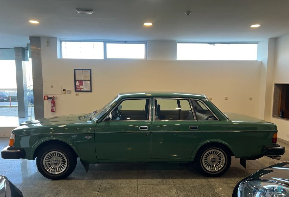 1979' Volvo 244 photo #4