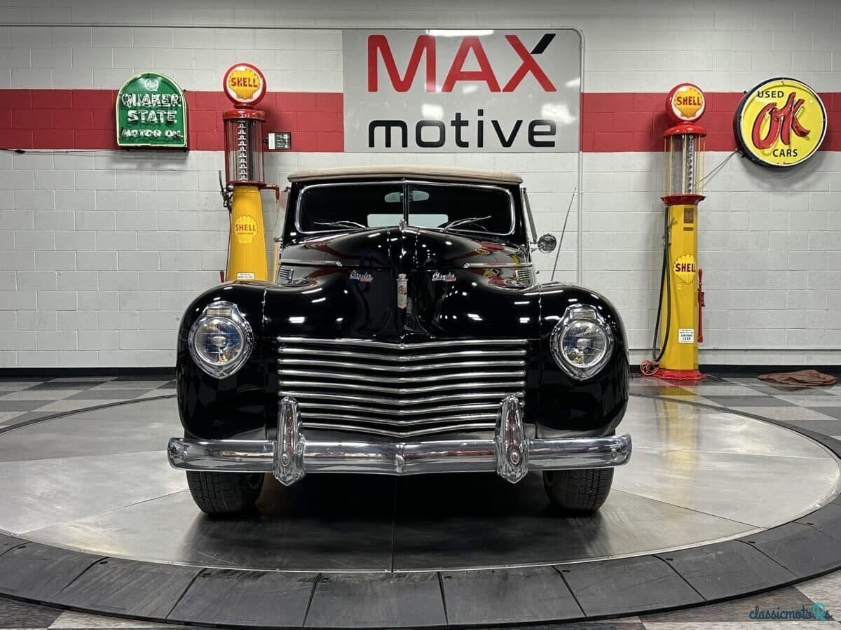 1940' Chrysler Windsor photo #2