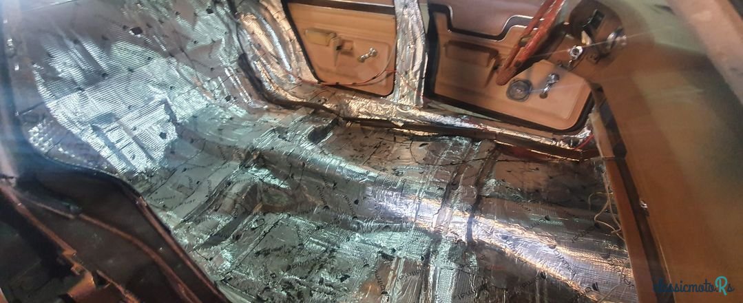 1977' Pontiac Le Mans photo #5