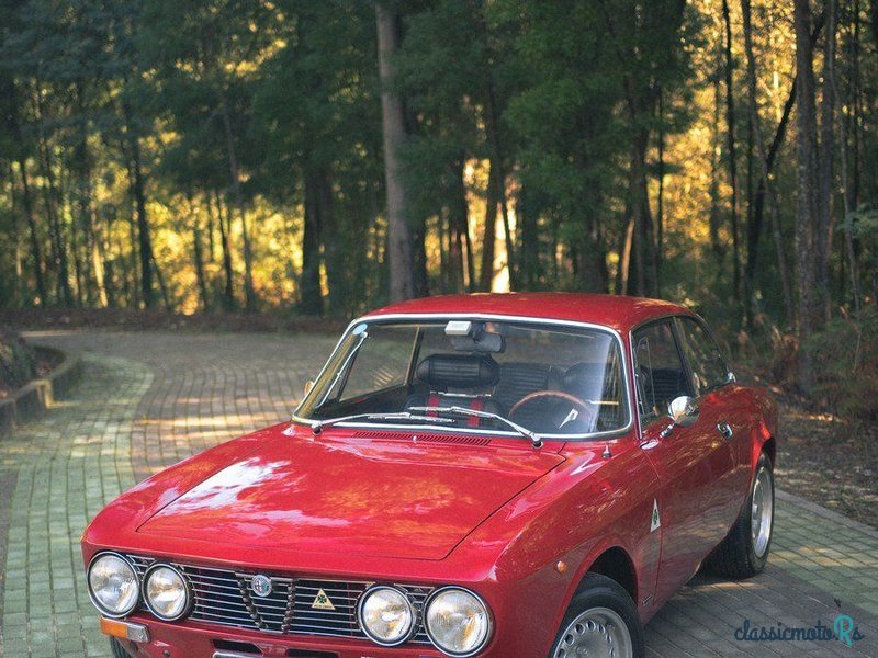 1974' Alfa Romeo Gtv 2000 photo #1