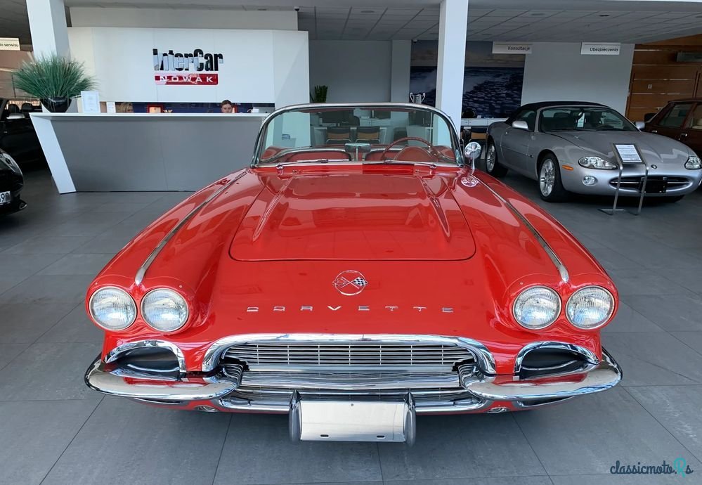 1961' Chevrolet Corvette photo #3