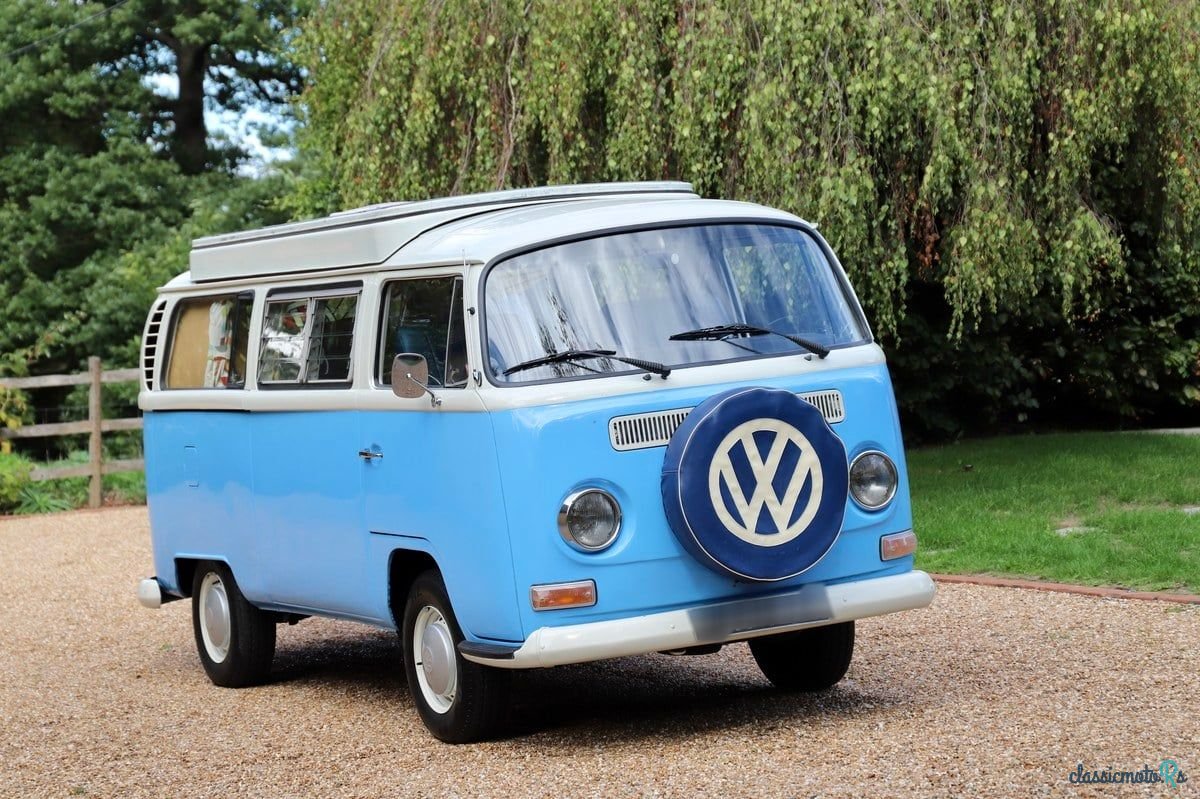 1971' Volkswagen Type 2 photo #2