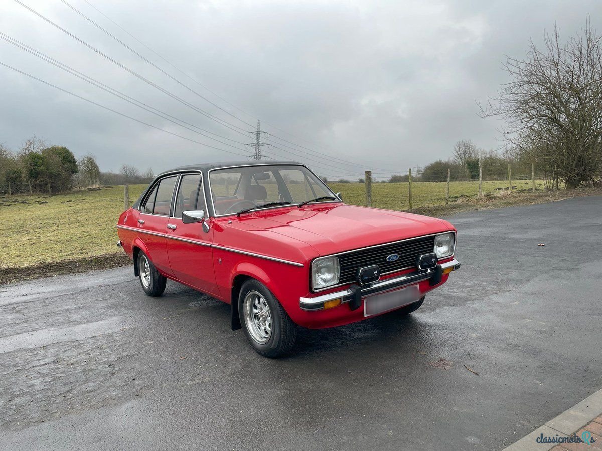 1980' Ford Escort photo #1