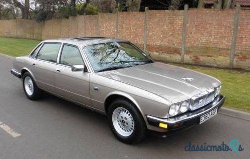 1988' Jaguar XJ6 photo #5