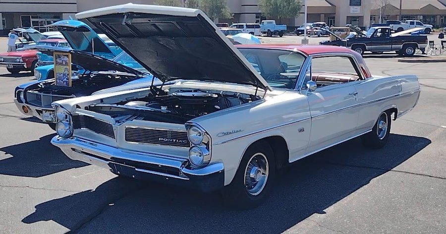 Stunning 1963 Pontiac Catalina Packs 421CI Muscle and the Right Amount of Pedals