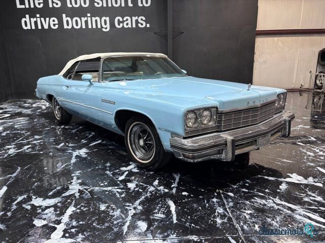 1975' Buick Le Sabre photo #1