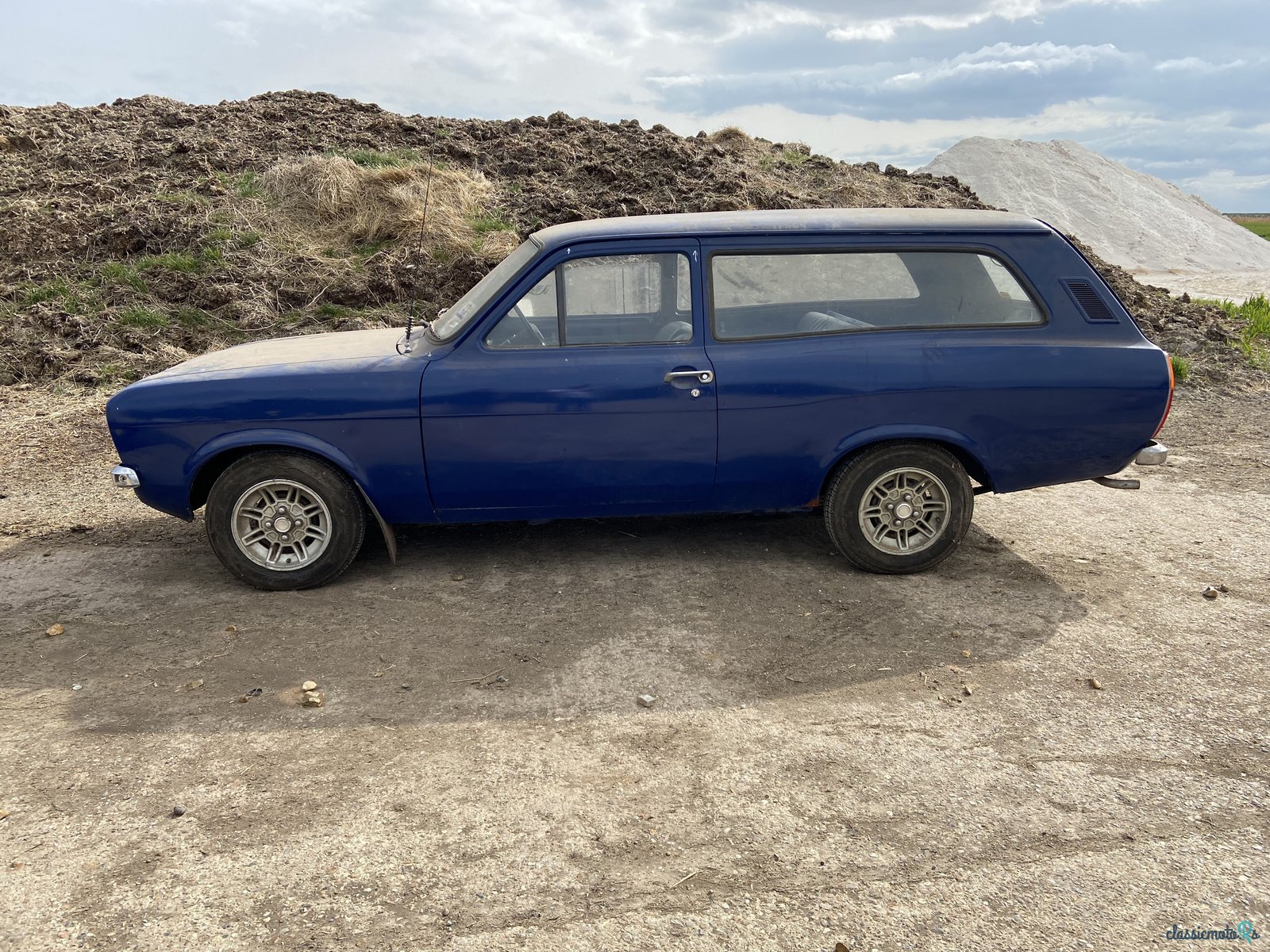 1977' Ford Escort photo #2