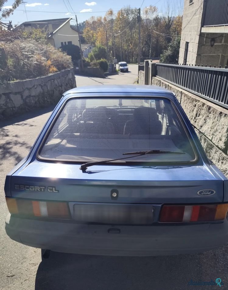 1988' Ford Escort 1.1 Cl photo #2