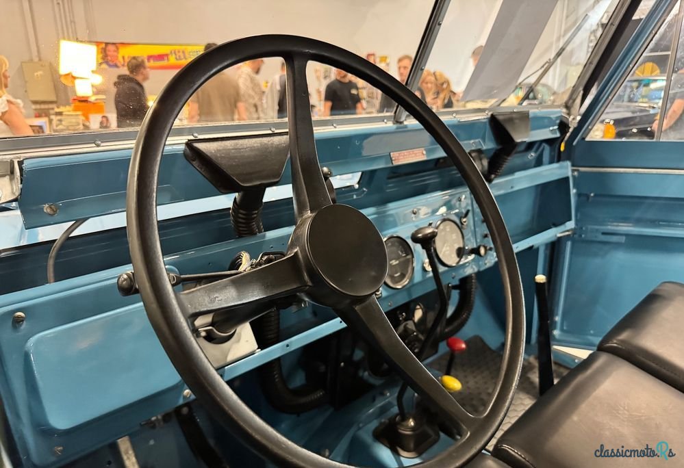 1969' Land Rover photo #4