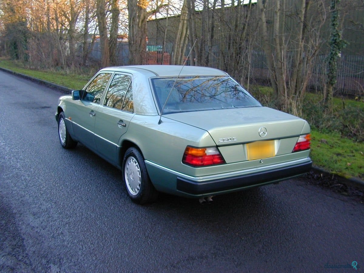 1990' Mercedes-Benz E Class photo #6
