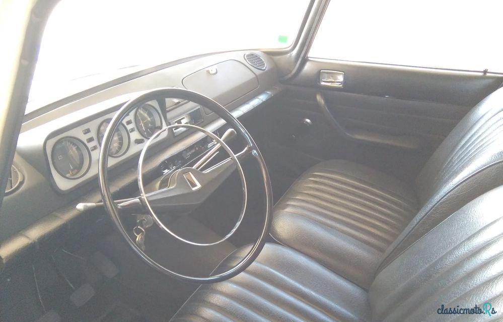 1971' Peugeot 404 photo #3