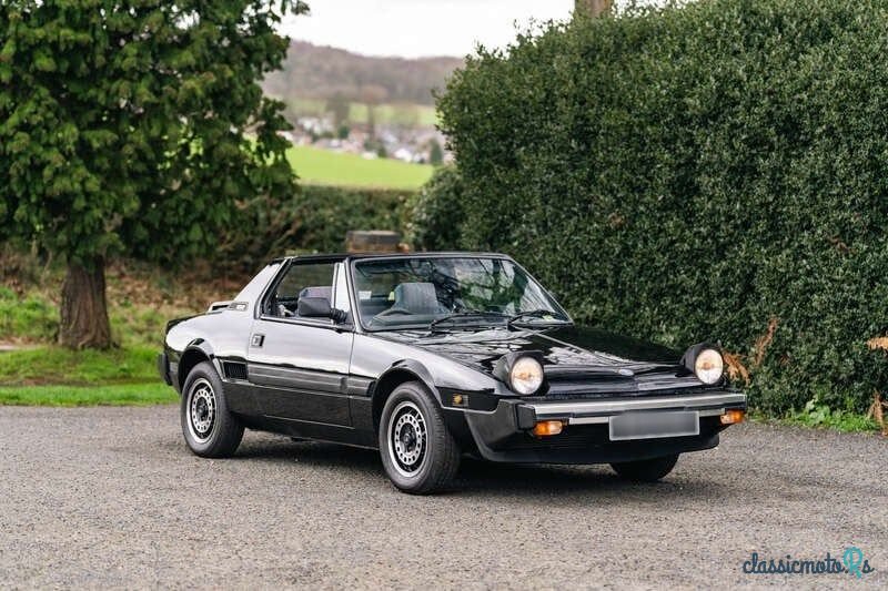 1988' Fiat X1/9 photo #1