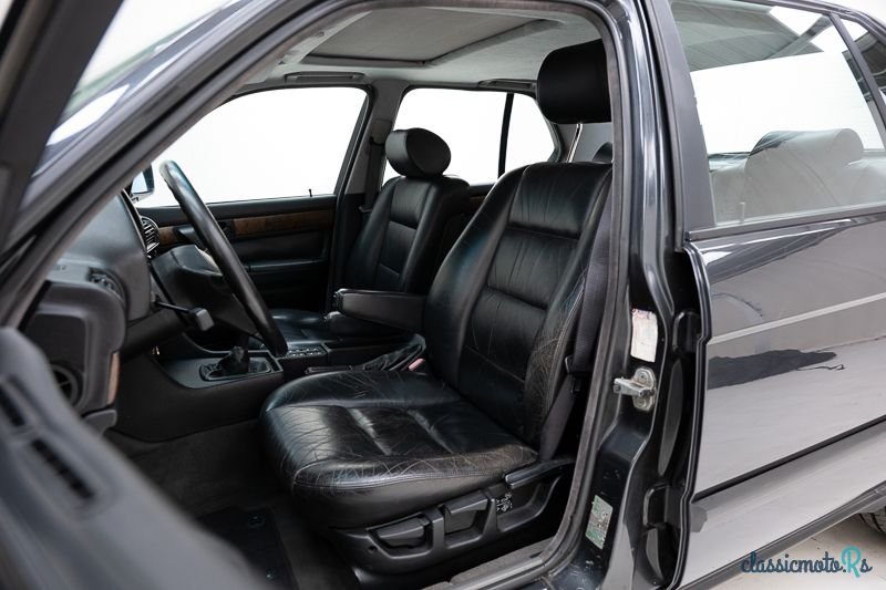 1988' BMW 730i E32 '88 CH54692 photo #4