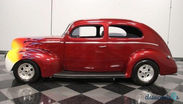 1940' Ford photo #4