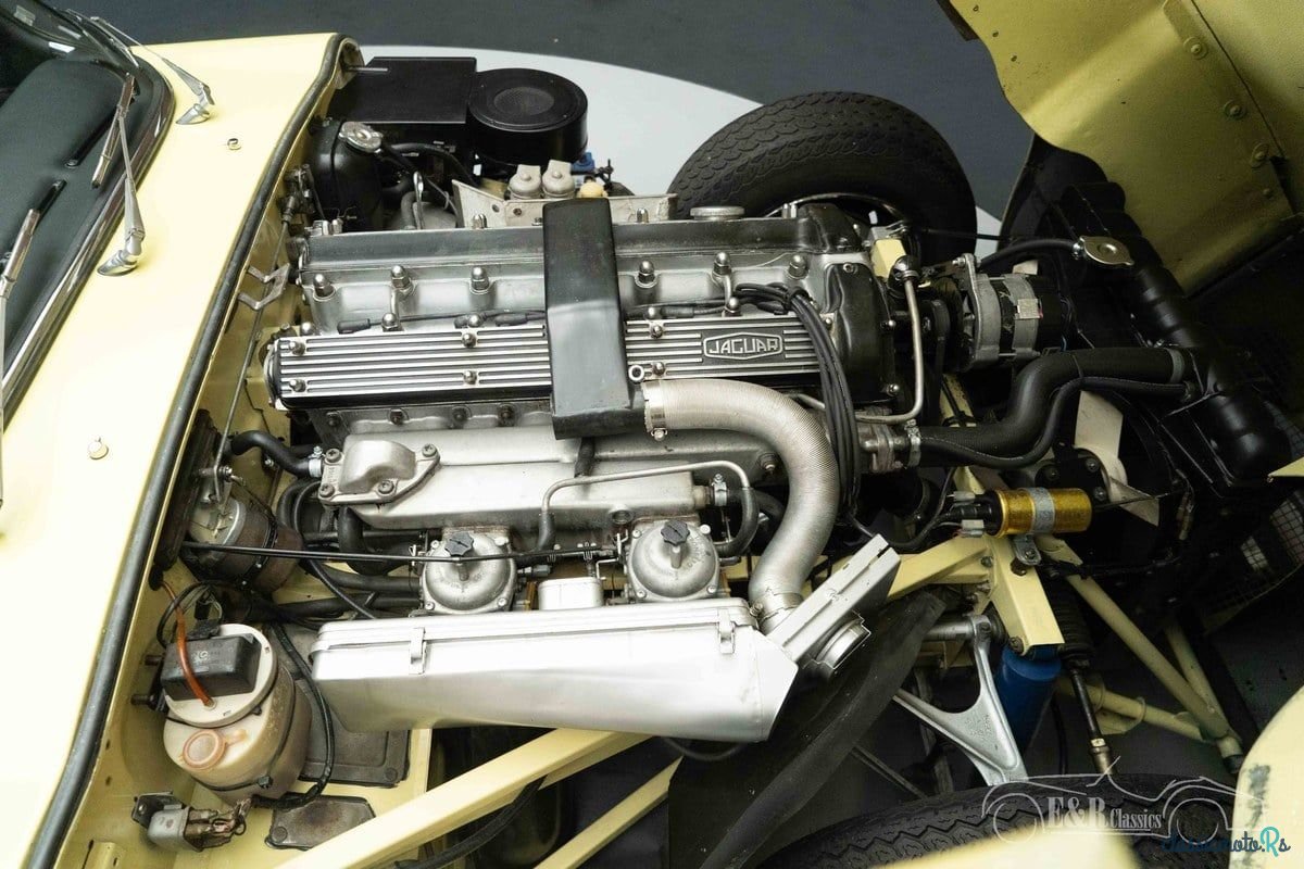 1970' Jaguar E-Type photo #3