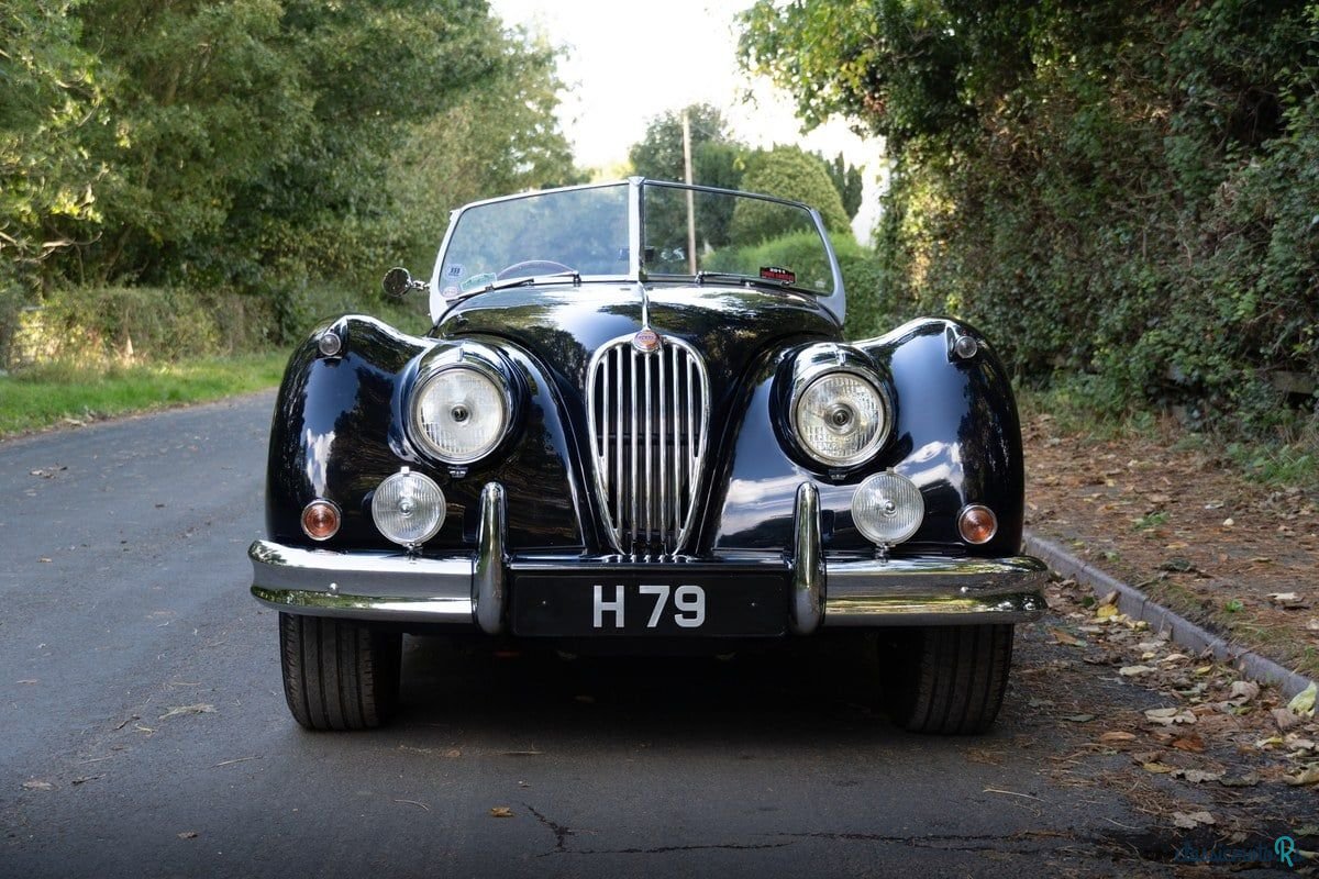 1957' Jaguar Xk140 photo #2