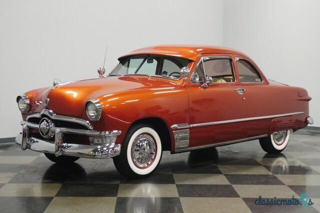 1950' Ford Custom Deluxe photo #4