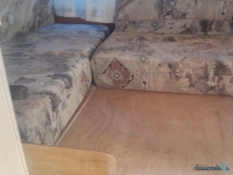 1977' Toyota Hiace photo #1