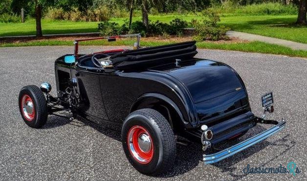1932' Ford photo #2