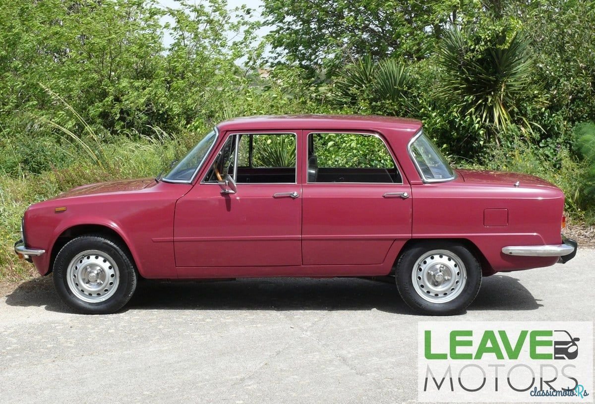 1975' Alfa Romeo Giulia photo #4