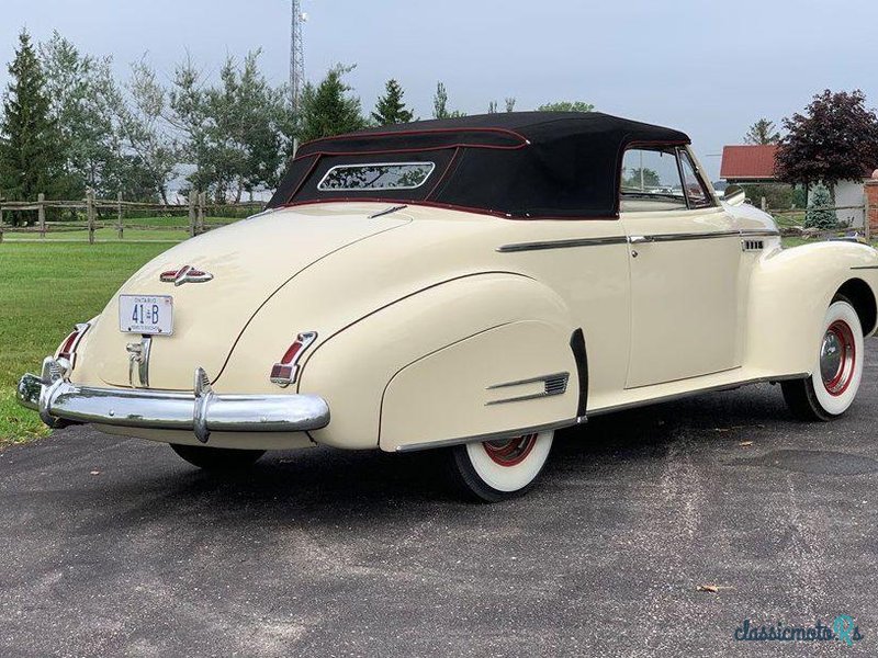 1941' Buick Super Convertible Coupe photo #3
