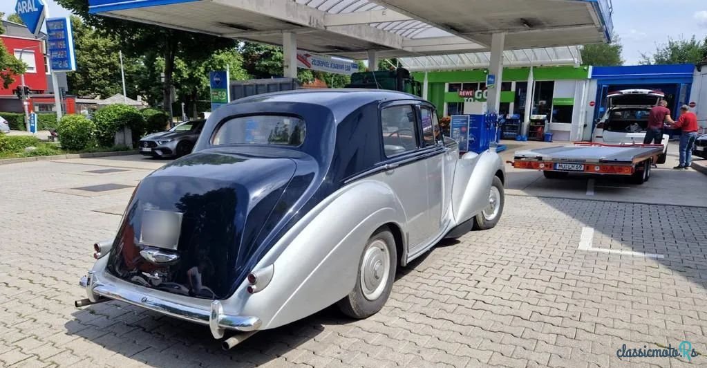 1955' Bentley R-Type photo #5
