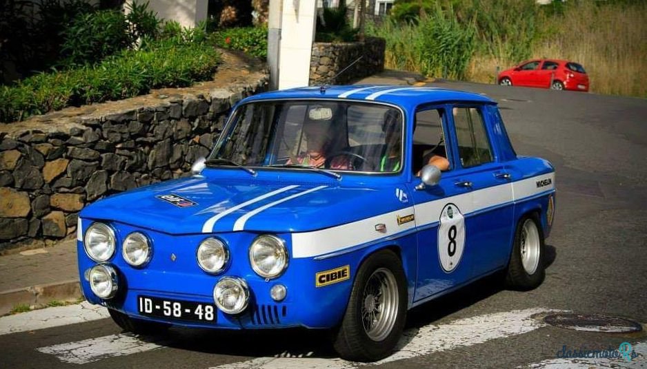 1967' Renault 8 photo #1