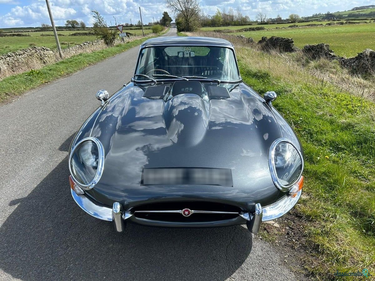 1967' Jaguar E-Type photo #2