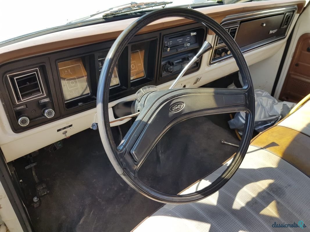 1974' Ford F-250 photo #6