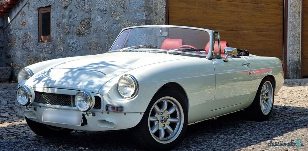 1973' MG MGB photo #3