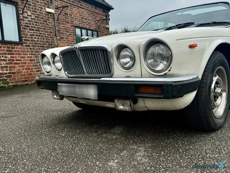 1979' Jaguar XJ photo #2