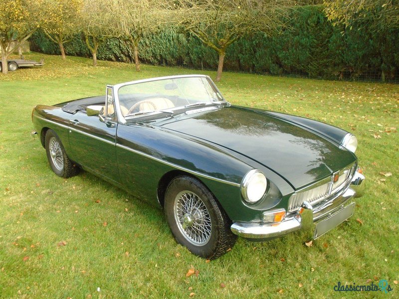 1967' MG MGB photo #1