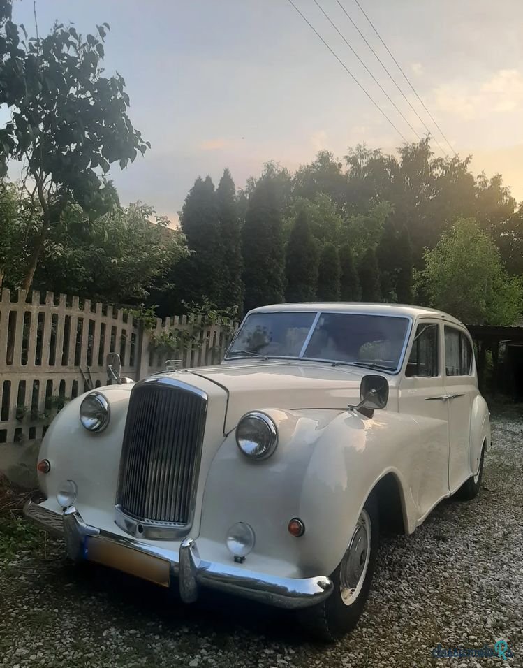 1966' Austin Princess photo #1