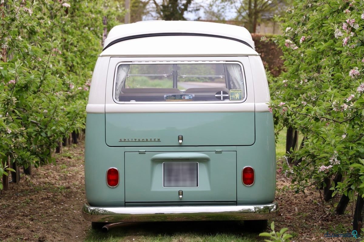 1967' Volkswagen Type 2 photo #4