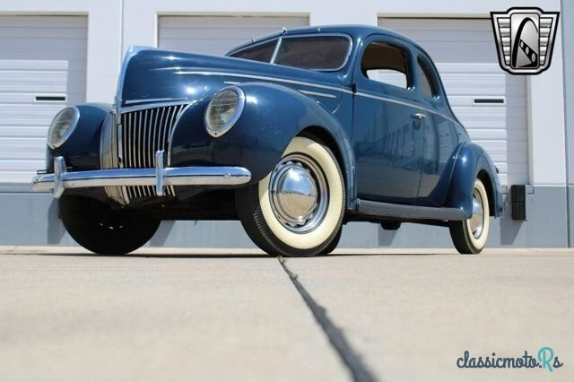 1939' Ford Deluxe photo #3