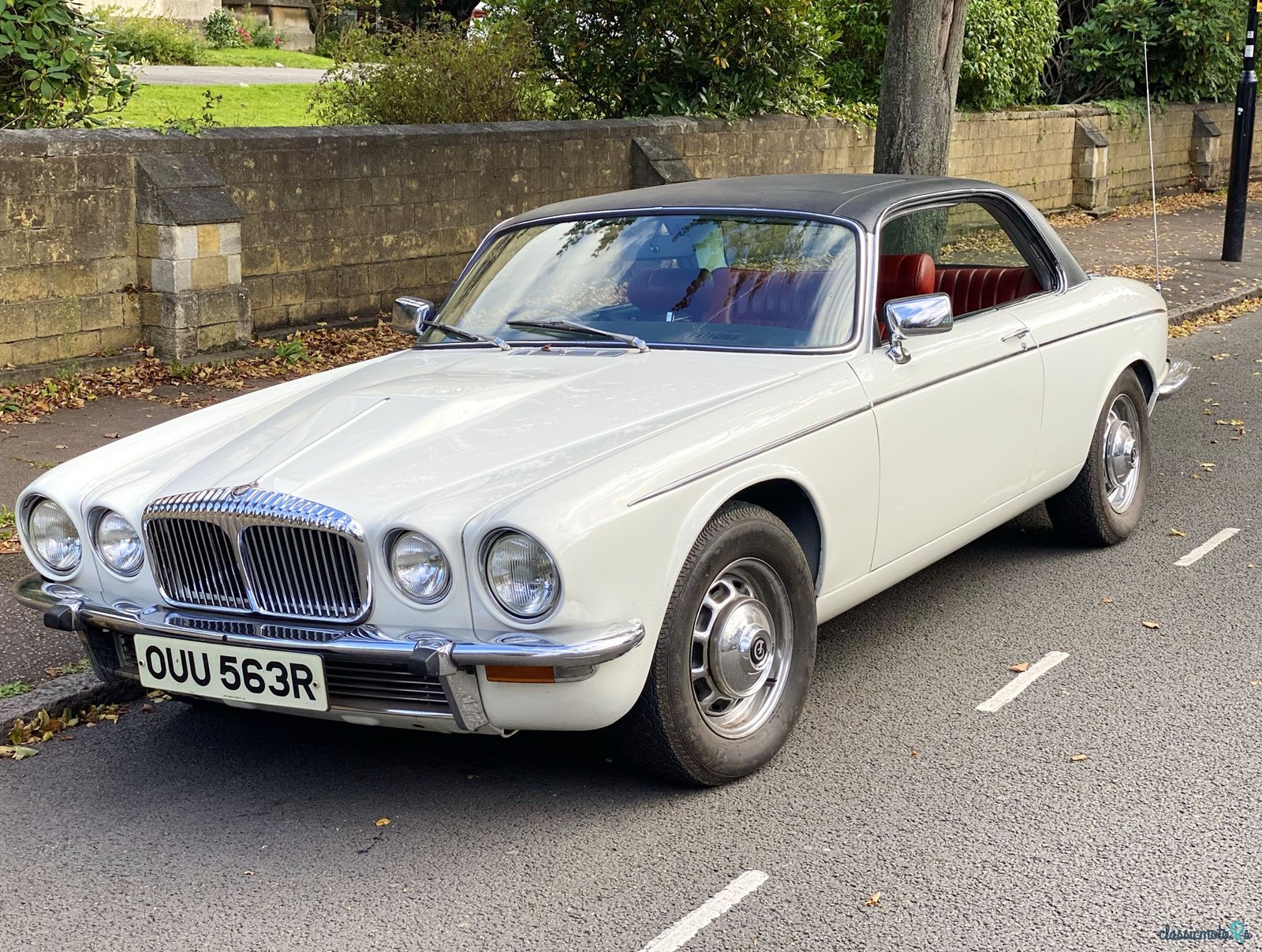 1976' Daimler Xjc V12 for sale. Middlesex