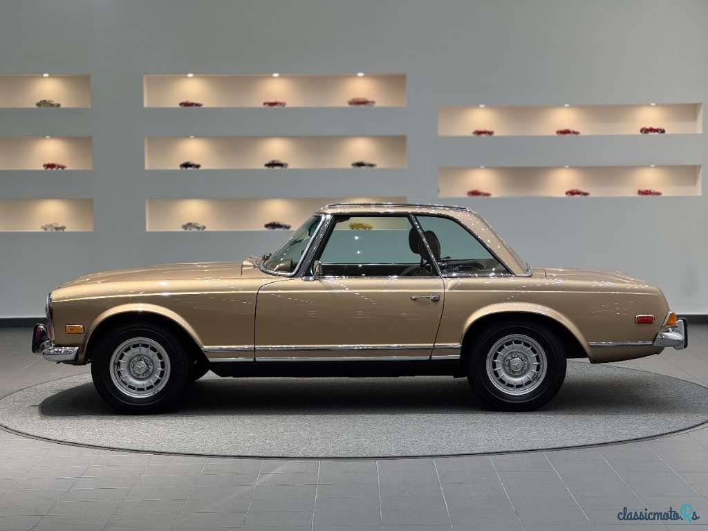 1971' Mercedes-Benz 280 photo #2