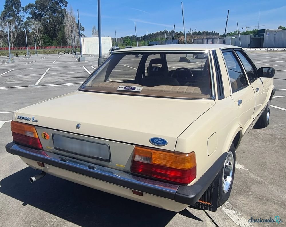 1982' Ford Cortina photo #3