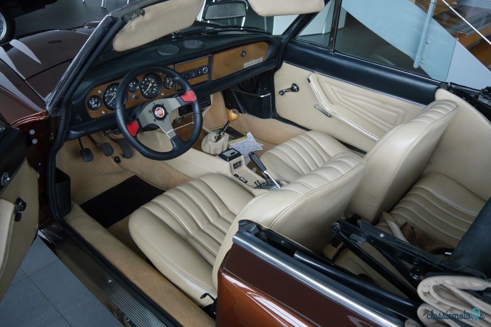 1980' Fiat 124 Spider photo #6