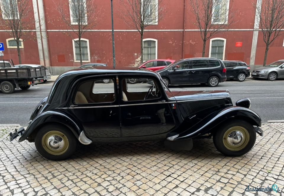 1948' Citroen 11 photo #5