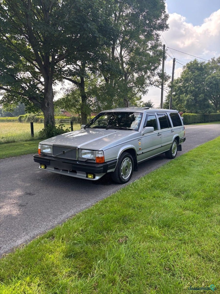 1985' Volvo 760 photo #3