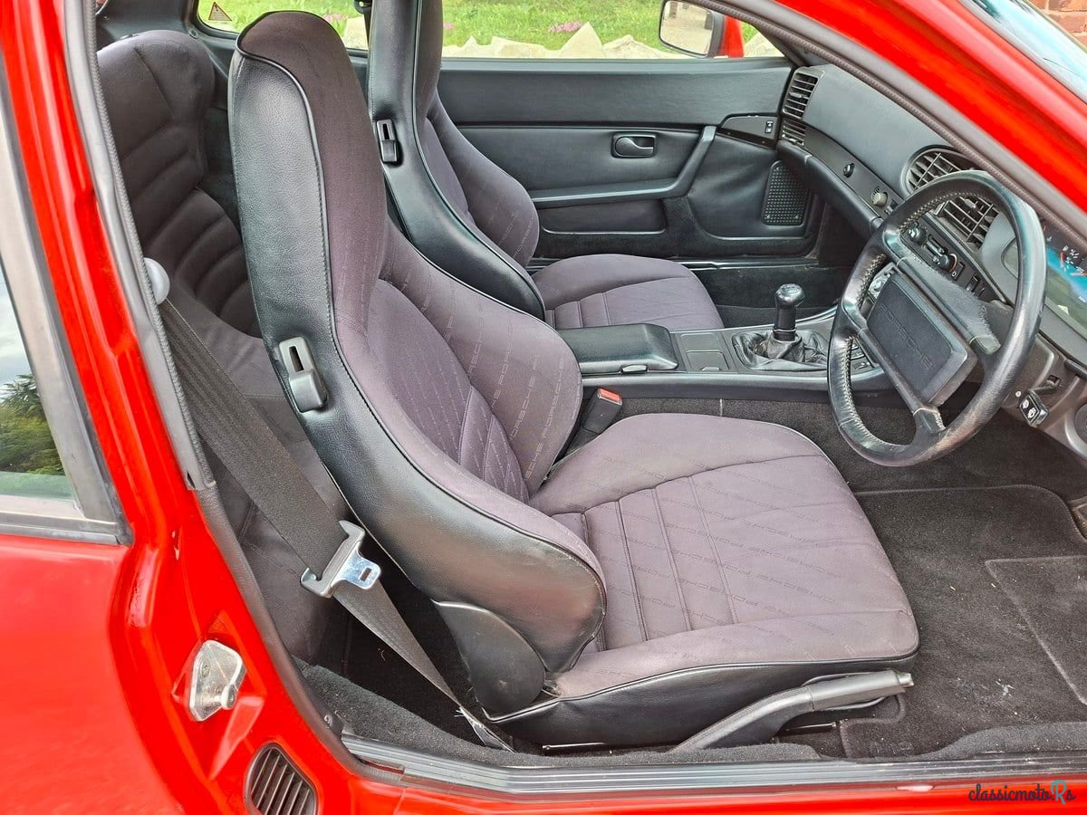 1986' Porsche 944 photo #6