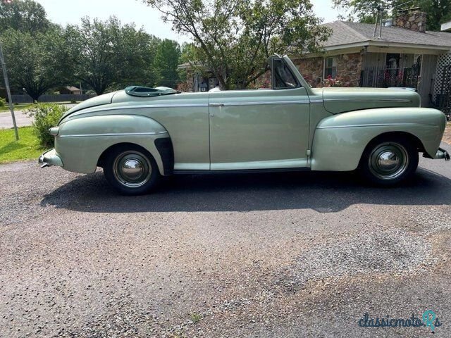 1946' Ford Super Deluxe photo #4